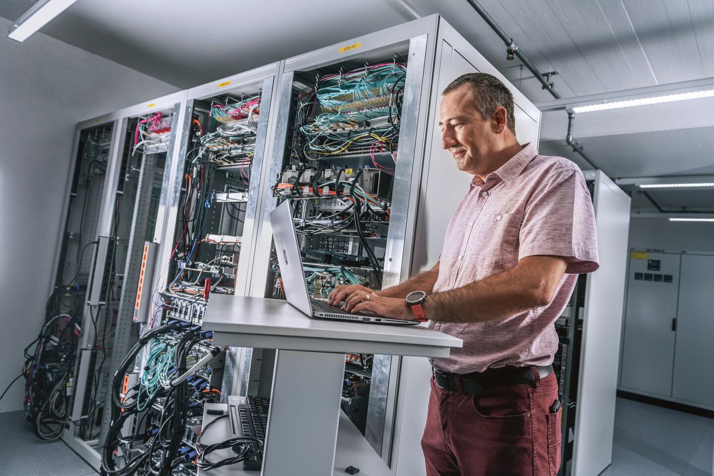 IT-Verantwortlicher am Arbreiten